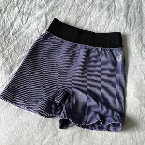 FP MOVEMENT SHORTS | purple | XS/S size